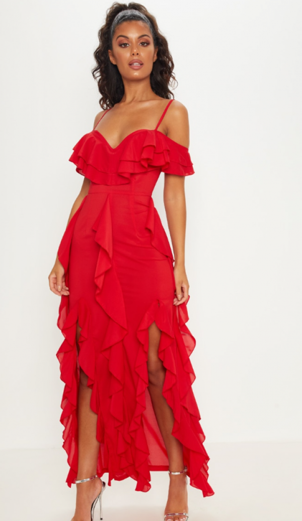 Dress dengan detail ruffle